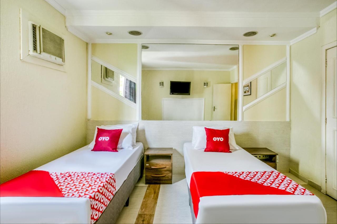 Oyo Nobs Hotel, Сао Жоао де Мерити Екстериор снимка